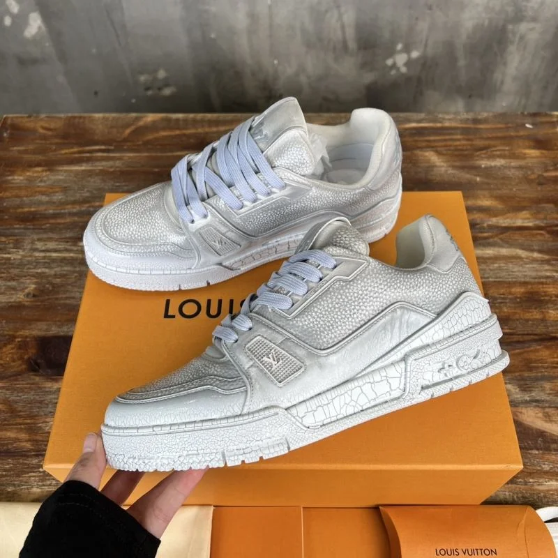 Louis Vuitton Trainer Sneaker MoistureWicking 30355