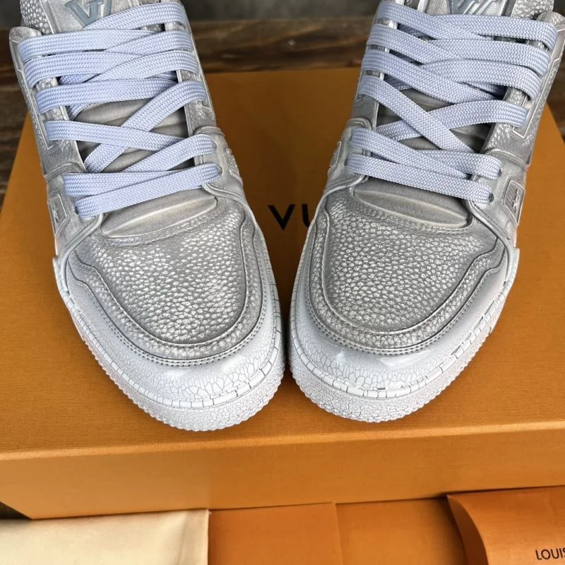 Louis Vuitton Trainer Sneaker MoistureWicking 30355