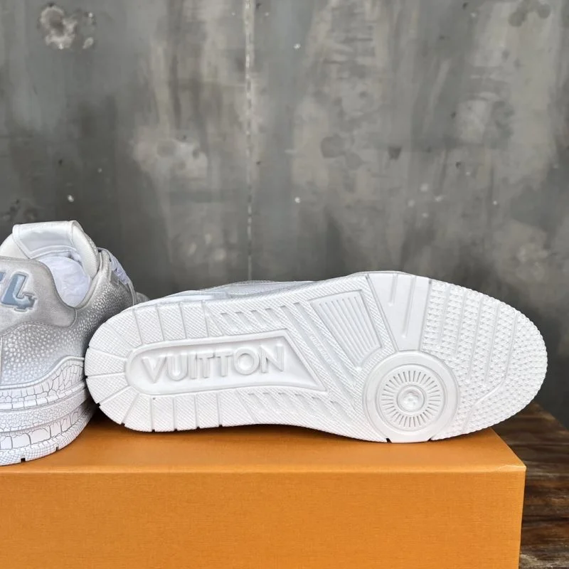 Louis Vuitton Trainer Sneaker MoistureWicking 30355