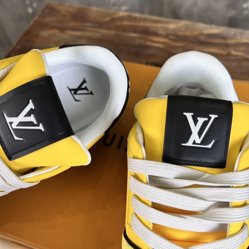 EasyMatch Louis Vuitton Trainer Sneaker 30352