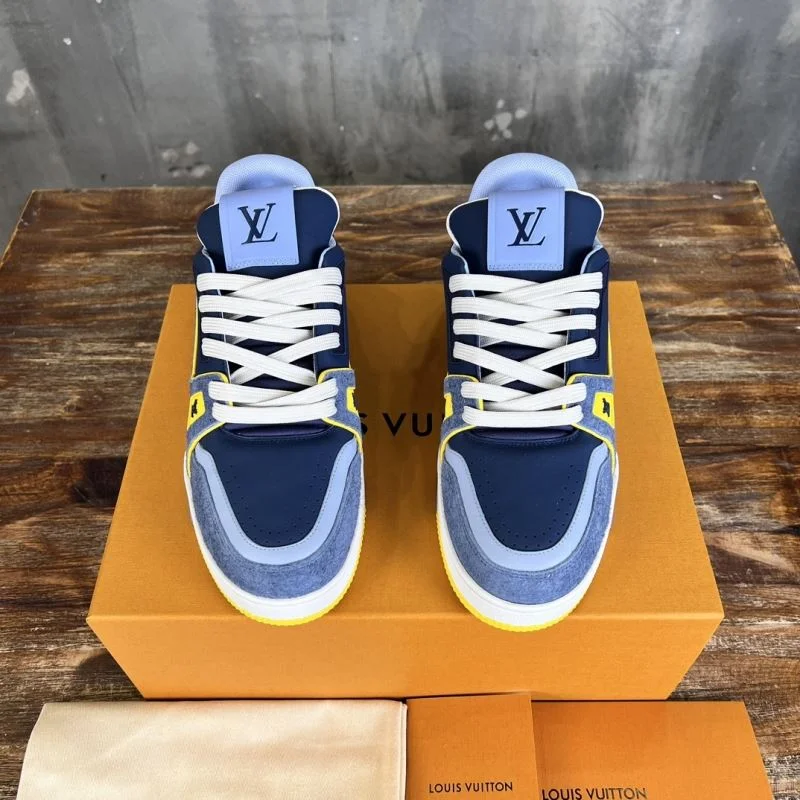 Original Louis Vuitton Trainer Sneaker 30353