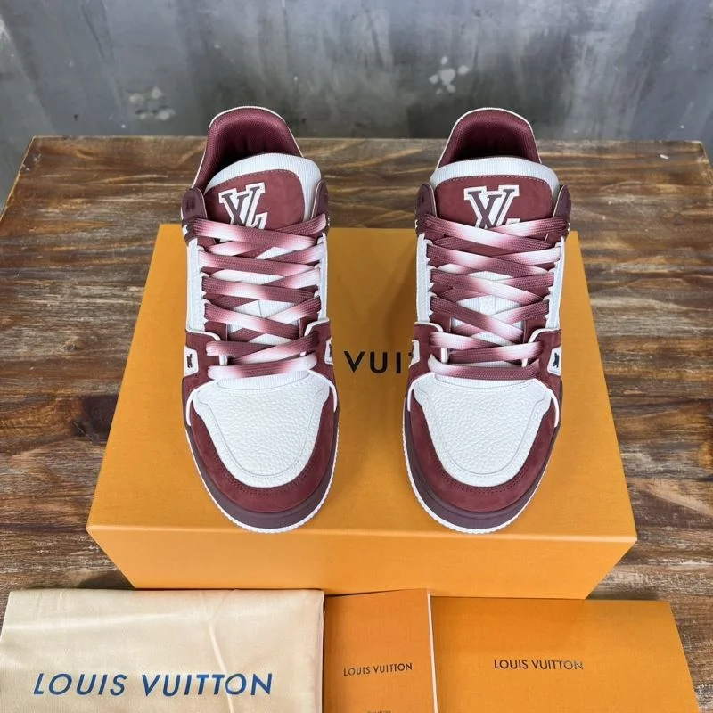 Louis Vuitton Trainer Sneaker Refined 30349