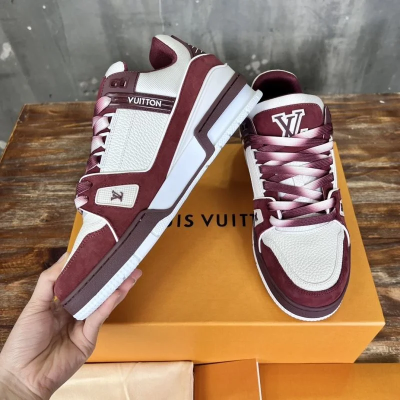 Louis Vuitton Trainer Sneaker Refined 30349