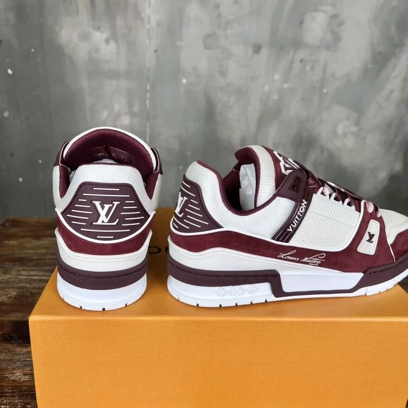 Louis Vuitton Trainer Sneaker Refined 30349