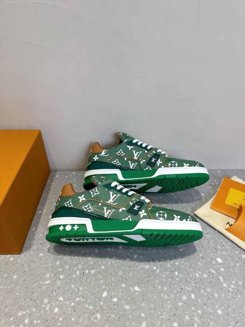 Louis Vuitton Trainer Sneaker Elegant 31562