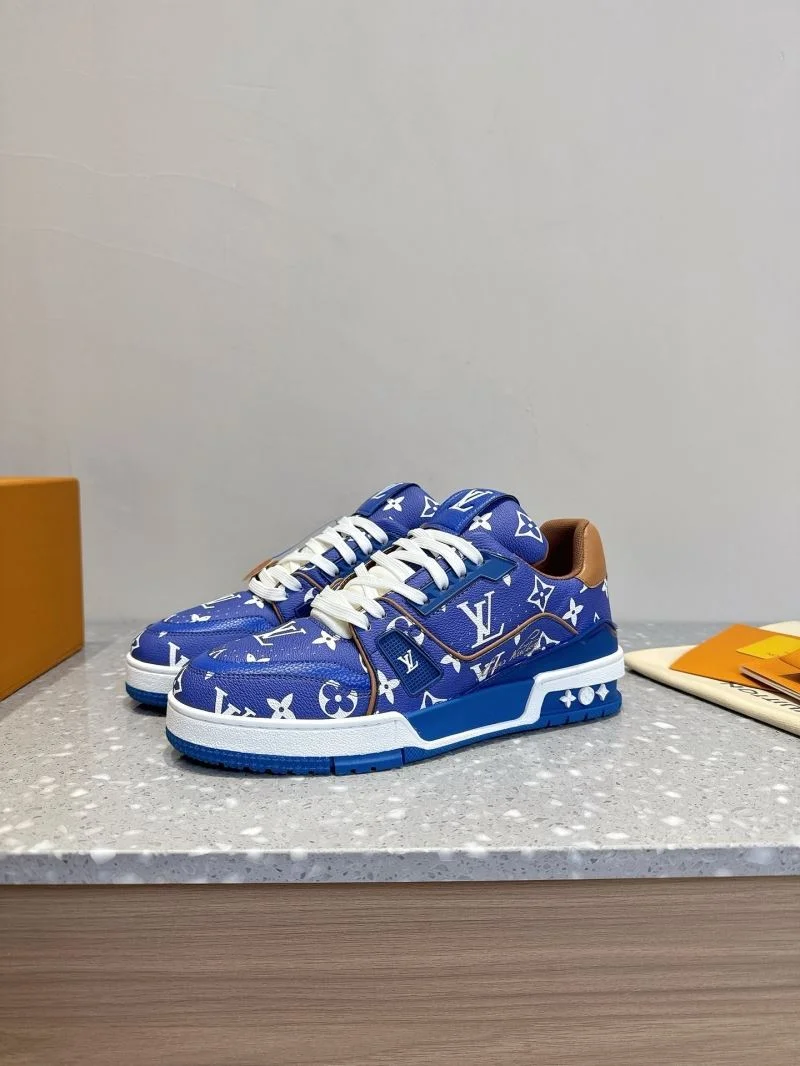 Louis Vuitton Trainer Sneaker FashionForward 31571