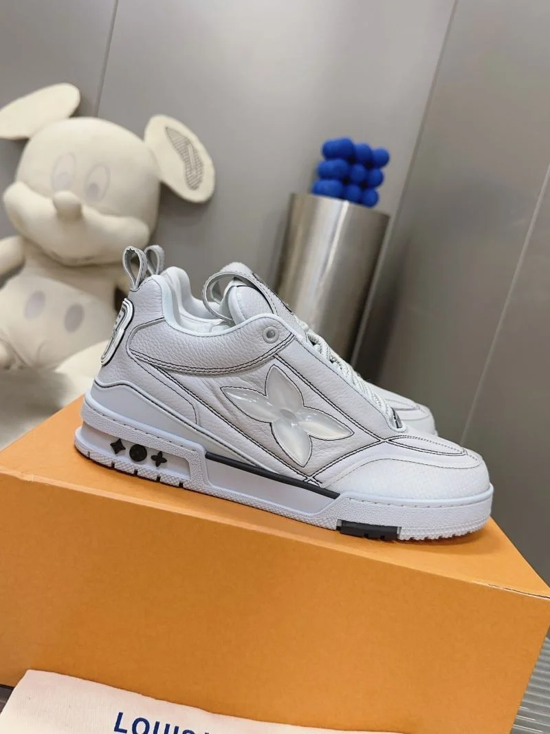 SmartChoice Louis Vuitton Trainer Sneaker 31564