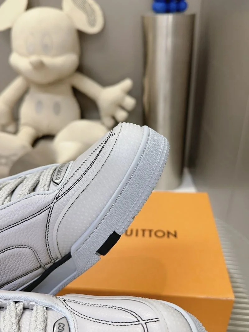 SmartChoice Louis Vuitton Trainer Sneaker 31564