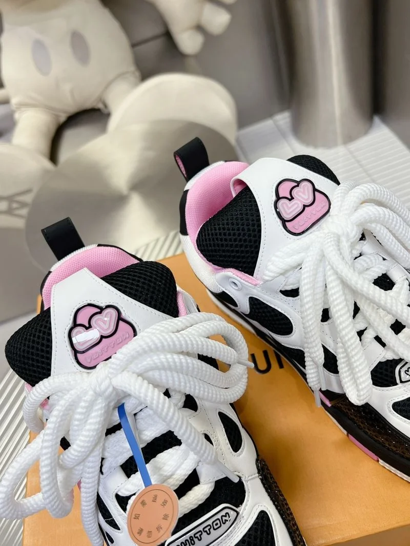 Louis Vuitton Trainer Sneaker QuickDry 31560