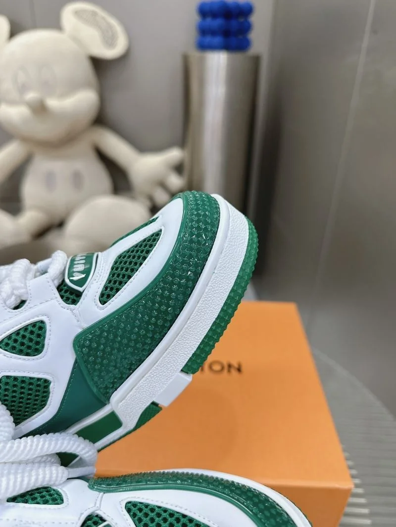 Soft Louis Vuitton Trainer Sneaker 31558