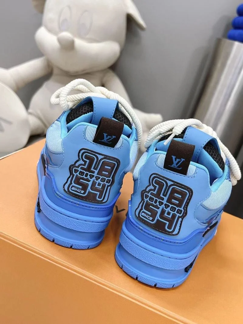 Supportive Louis Vuitton Trainer Sneaker 31535