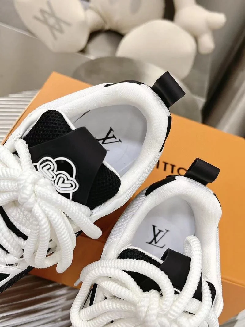 Louis Vuitton Trainer Sneaker Comfortable 31543