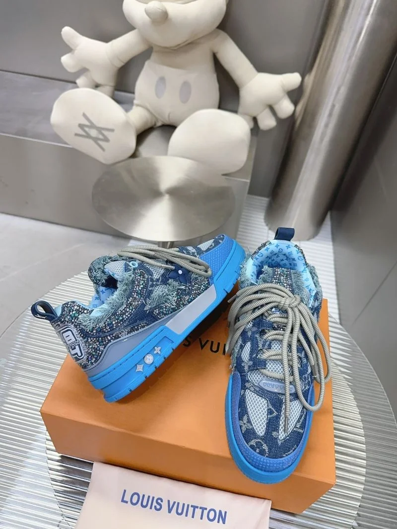 Louis Vuitton Trainer Sneaker Elegant 31550