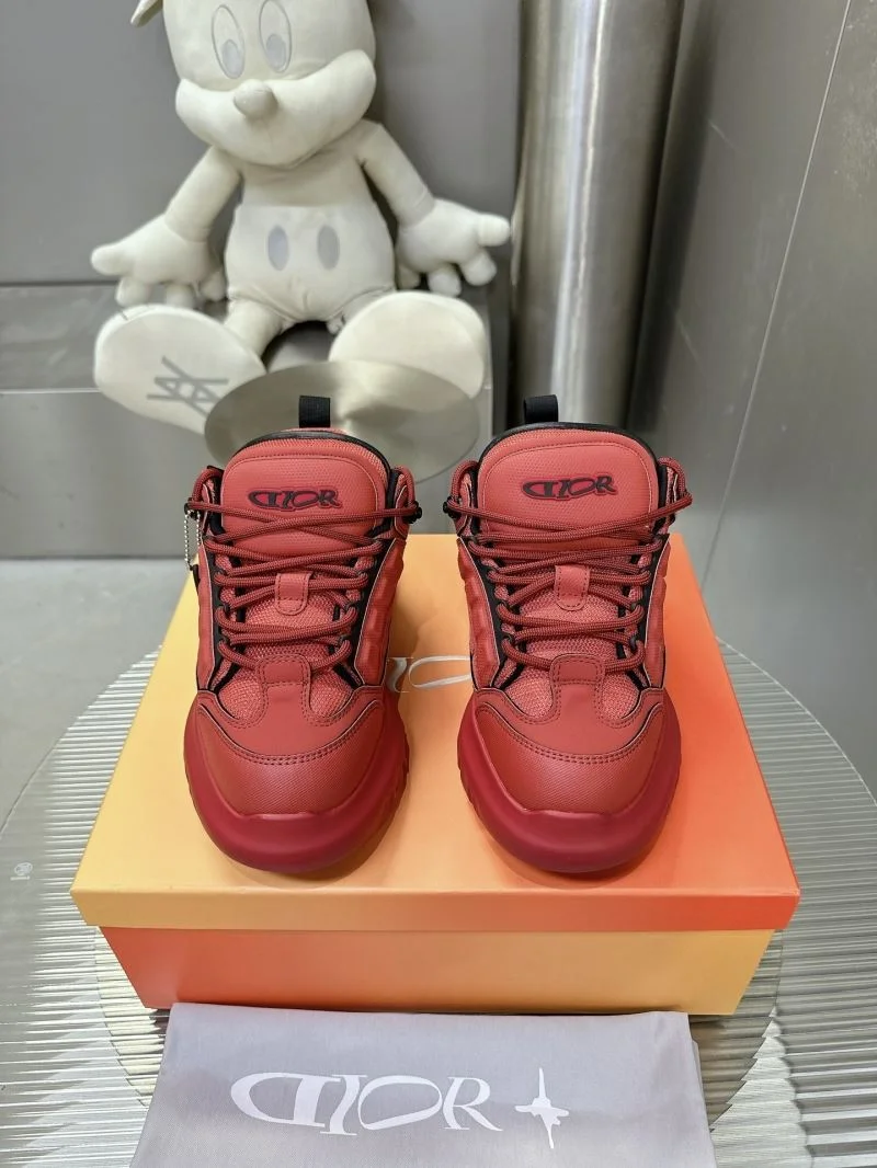 Louis Vuitton Trainer Sneaker Supportive 31528