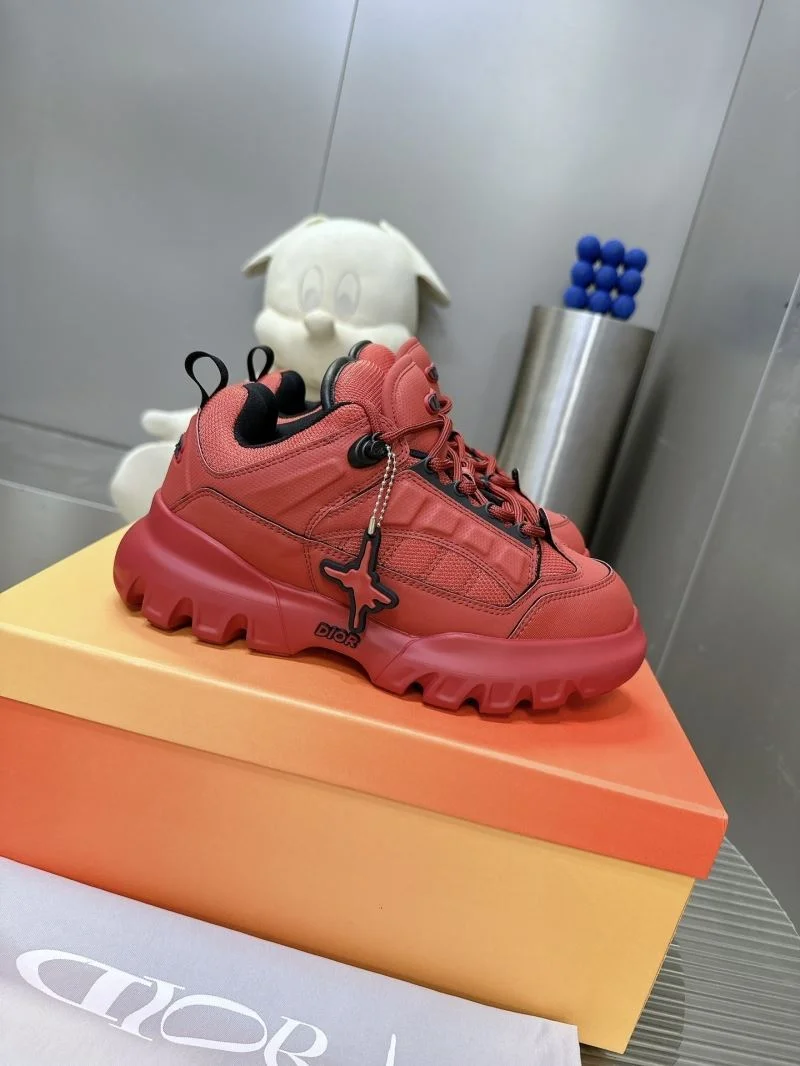 Louis Vuitton Trainer Sneaker Supportive 31528