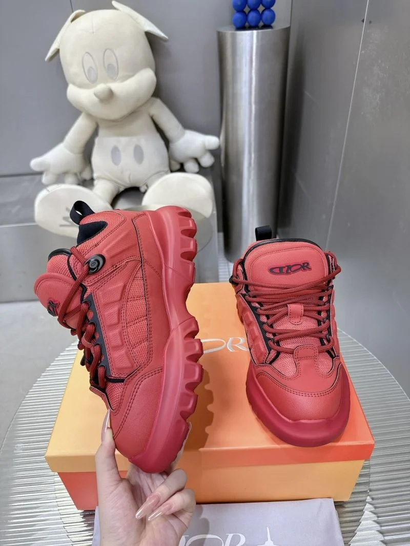 Louis Vuitton Trainer Sneaker Supportive 31528