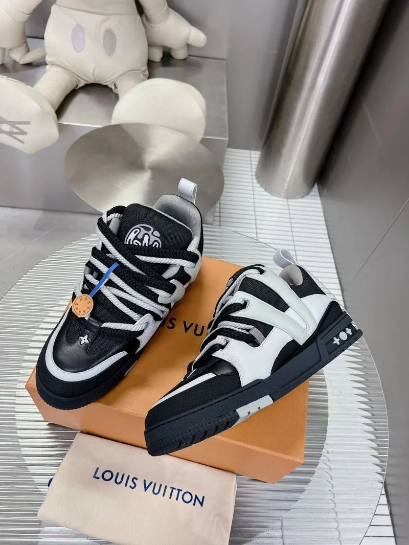 EyeCatching Louis Vuitton Trainer Sneaker 31530