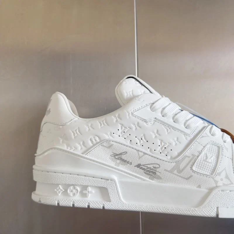 Louis Vuitton Trainer Sneaker Affordable 31554