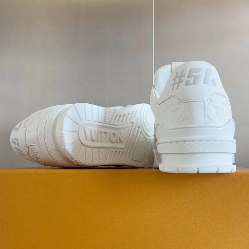 Louis Vuitton Trainer Sneaker Affordable 31554