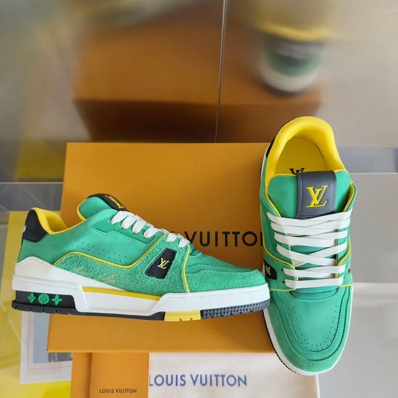 Resilient Louis Vuitton Trainer Sneaker 31546