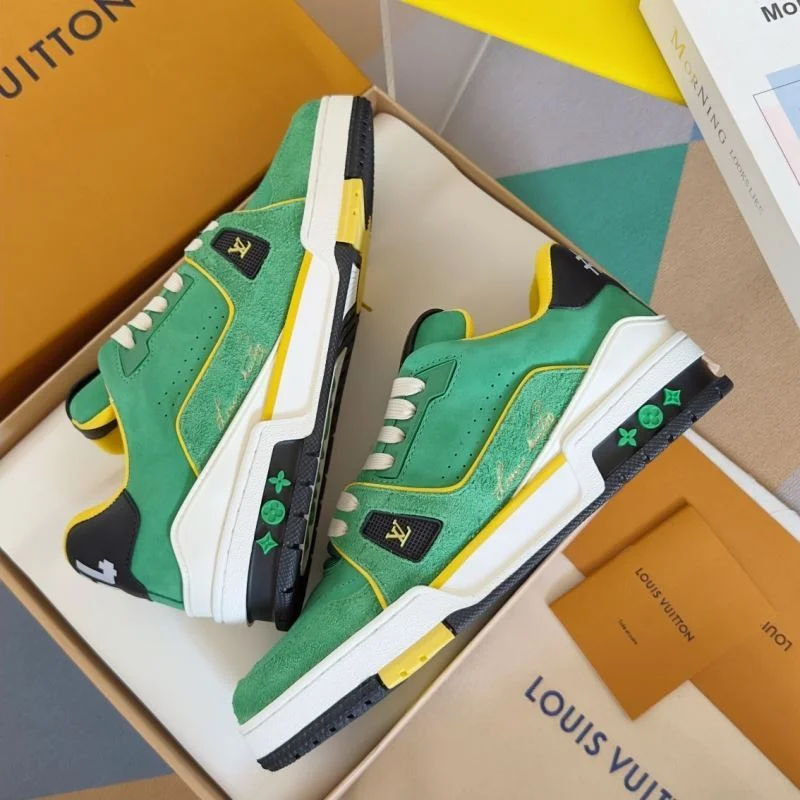 Resilient Louis Vuitton Trainer Sneaker 31546