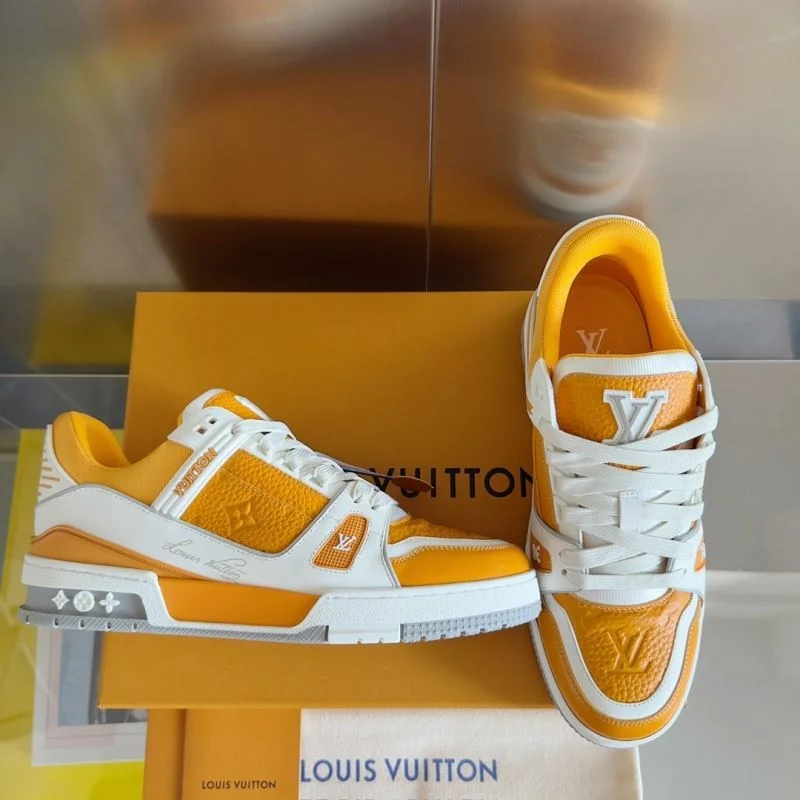 Louis Vuitton Trainer Sneaker Modern 31520