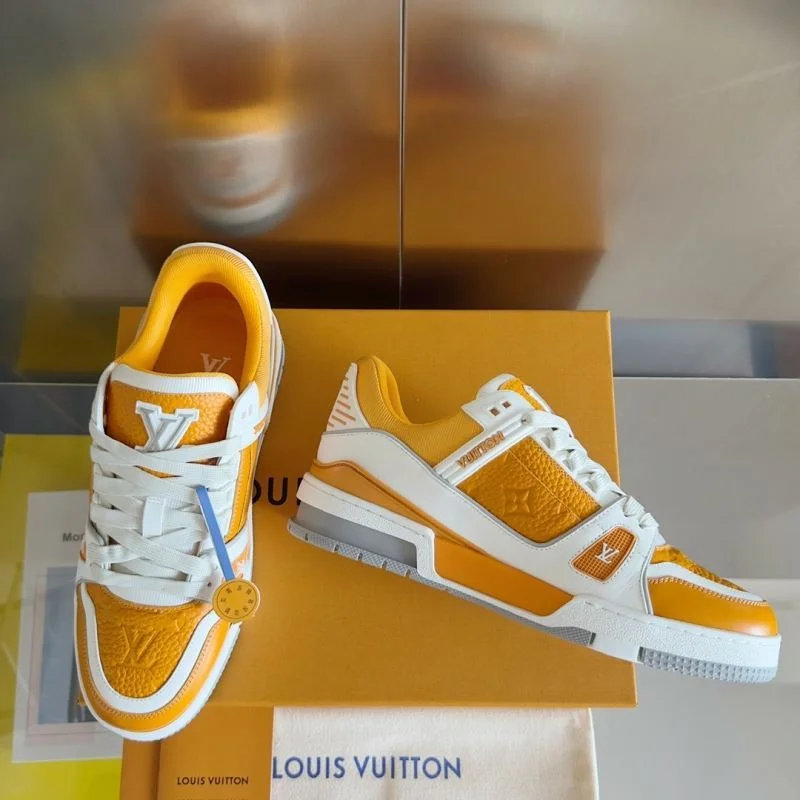 Louis Vuitton Trainer Sneaker Modern 31520