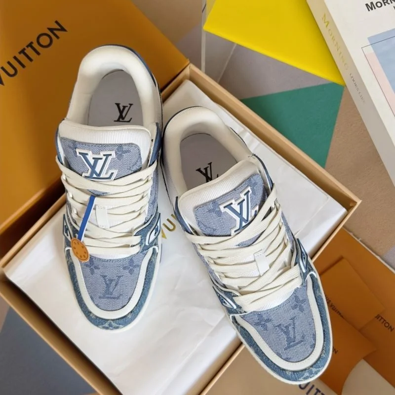 Louis Vuitton Trainer Sneaker Premium 31508