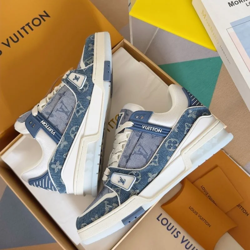 Louis Vuitton Trainer Sneaker Premium 31508
