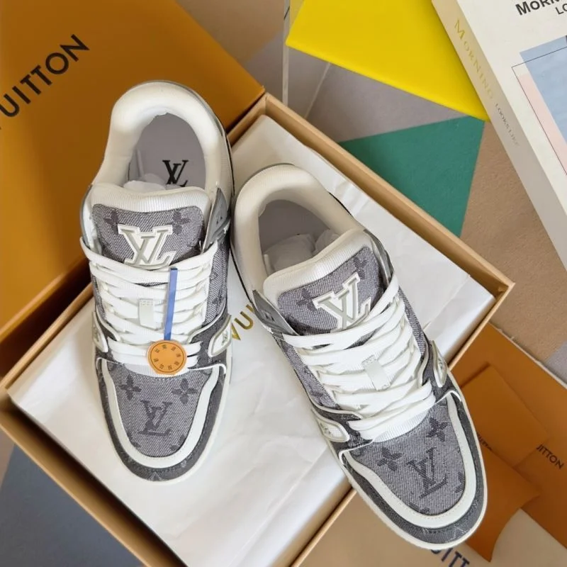 Louis Vuitton Trainer Sneaker Classic 31503