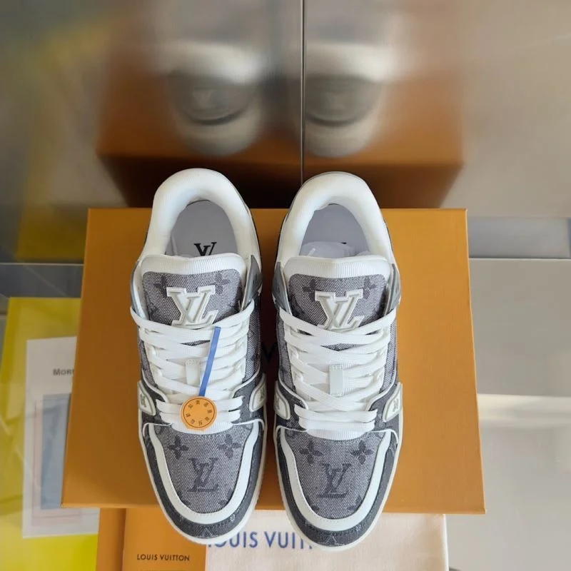 Louis Vuitton Trainer Sneaker Classic 31503