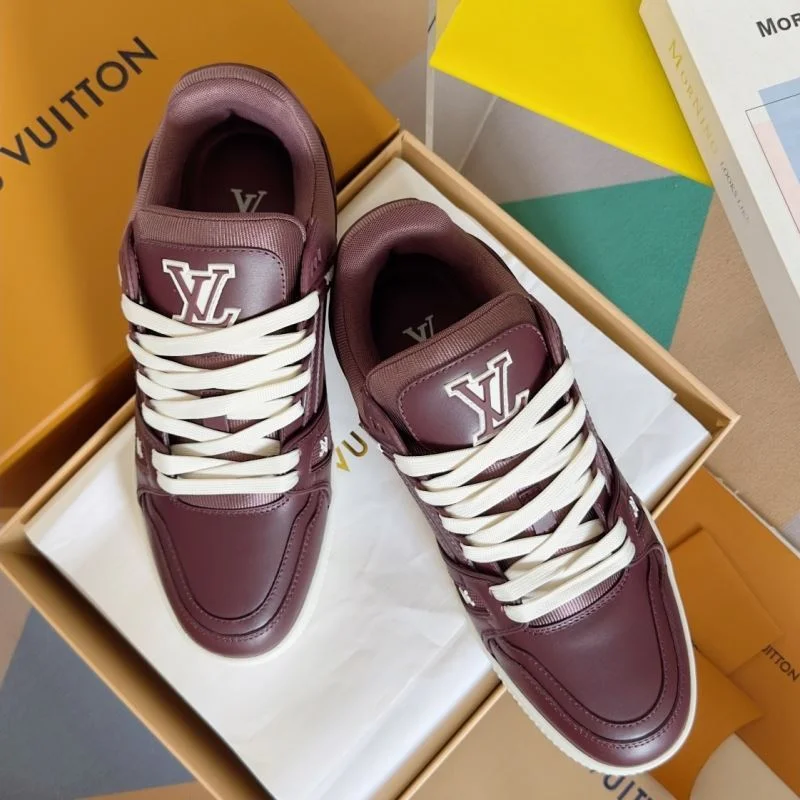 Louis Vuitton Trainer Sneaker Breathable 31507