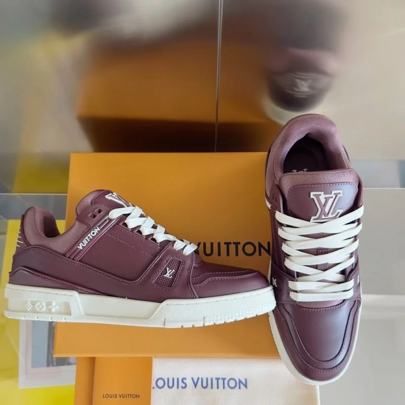 Louis Vuitton Trainer Sneaker Breathable 31507
