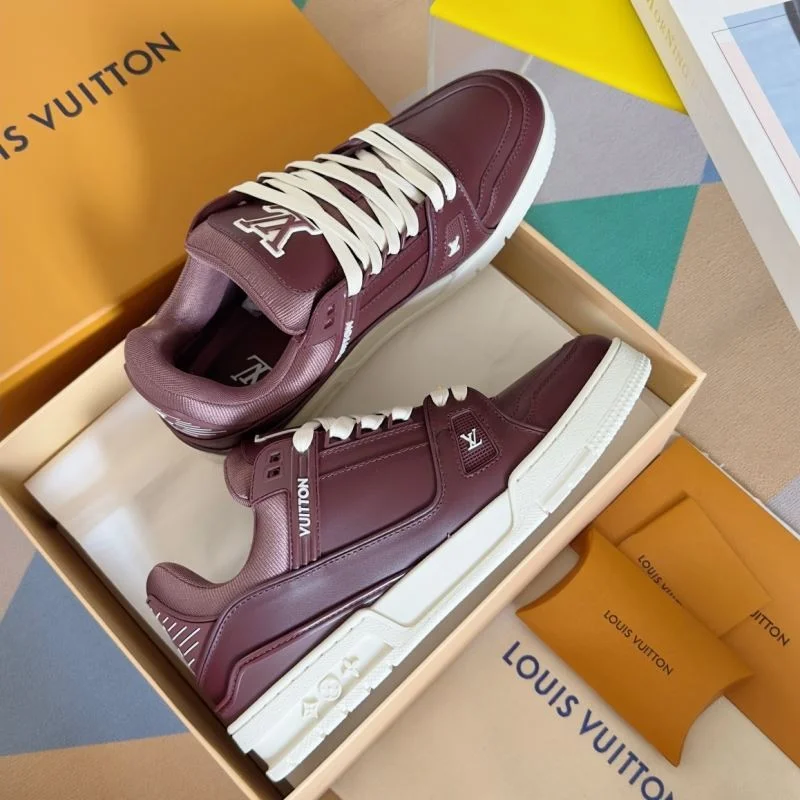 Louis Vuitton Trainer Sneaker Breathable 31507