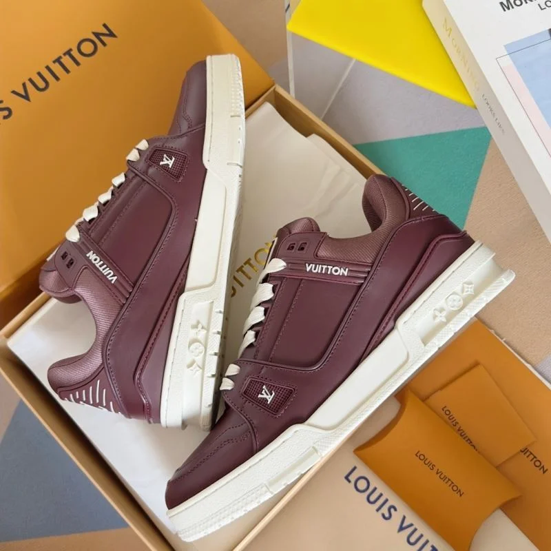 Louis Vuitton Trainer Sneaker Breathable 31507