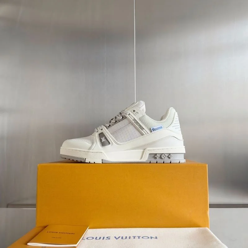 Louis Vuitton Trainer Sneaker Youthful 31513