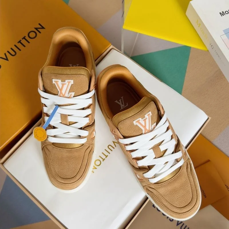 Louis Vuitton Trainer Sneaker Packable 31500