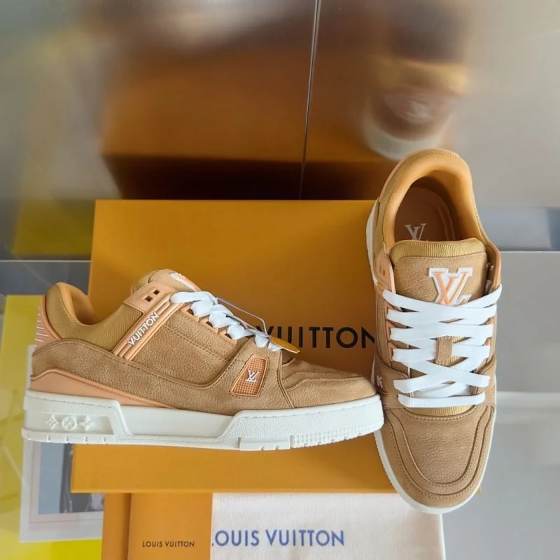 Louis Vuitton Trainer Sneaker Packable 31500