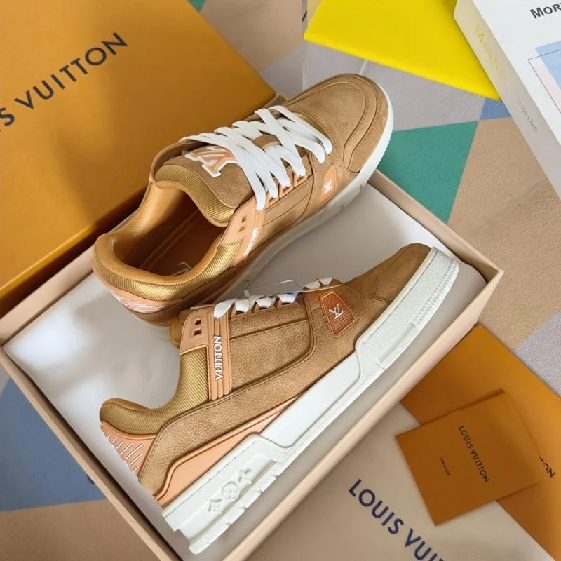 Louis Vuitton Trainer Sneaker Packable 31500