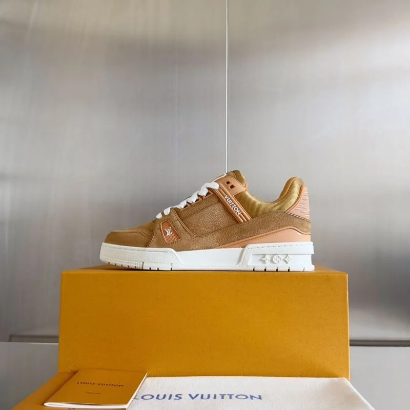 Louis Vuitton Trainer Sneaker Packable 31500