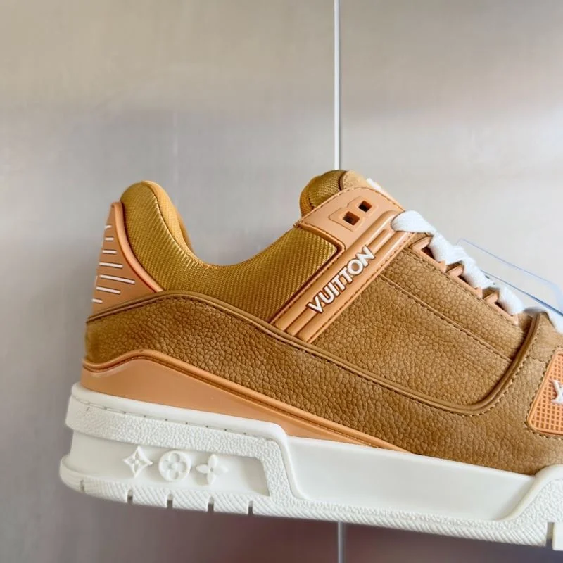 Louis Vuitton Trainer Sneaker Packable 31500