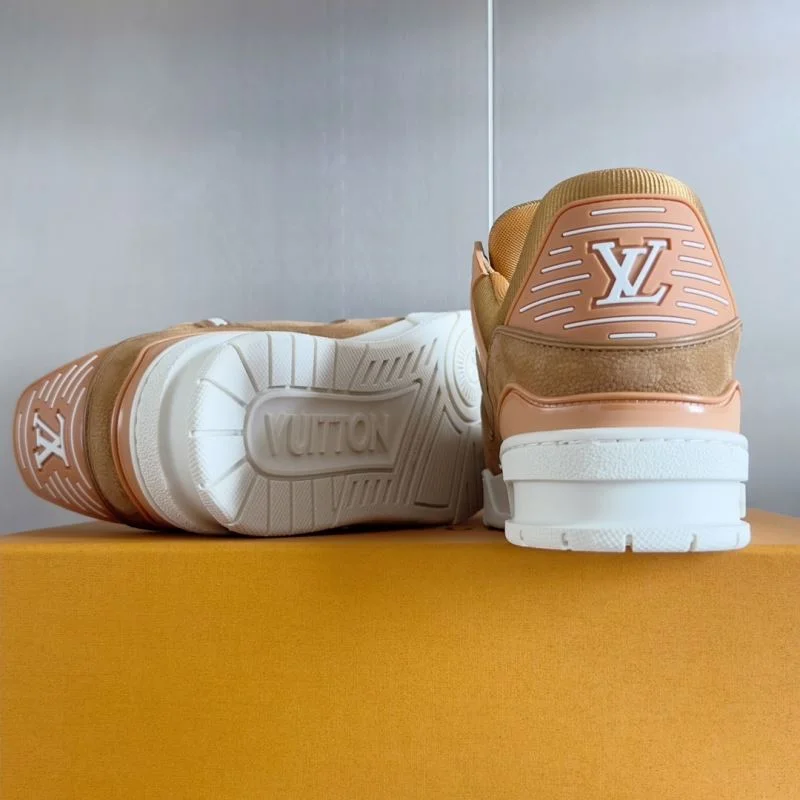 Louis Vuitton Trainer Sneaker Packable 31500