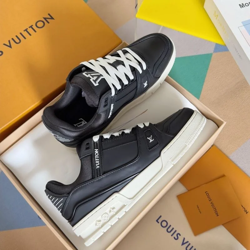 Breathable Louis Vuitton Trainer Sneaker 31512