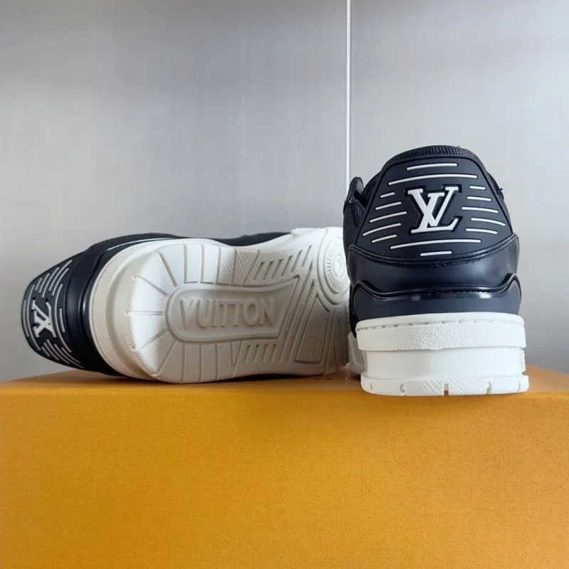 Breathable Louis Vuitton Trainer Sneaker 31512