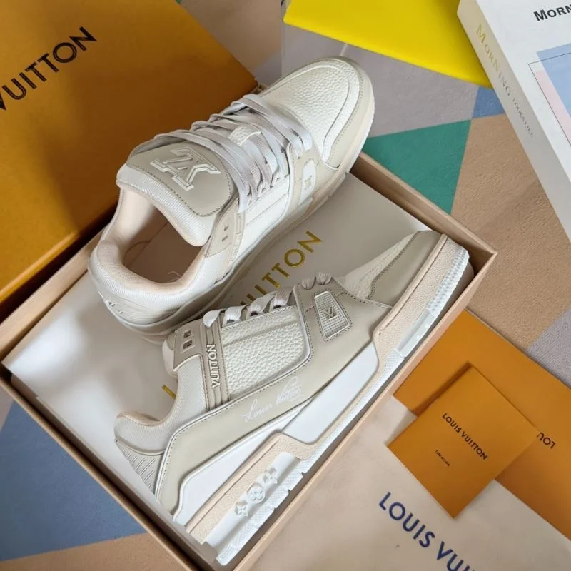 Louis Vuitton Trainer Sneaker UrbanChic 31502