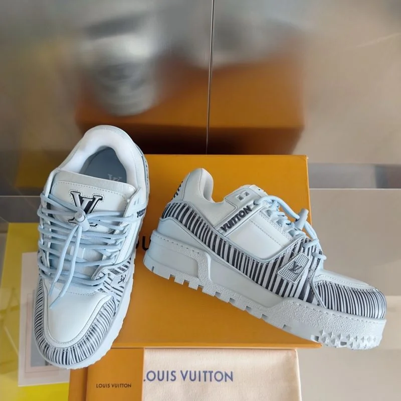 OnTrend Louis Vuitton Trainer Sneaker 31504