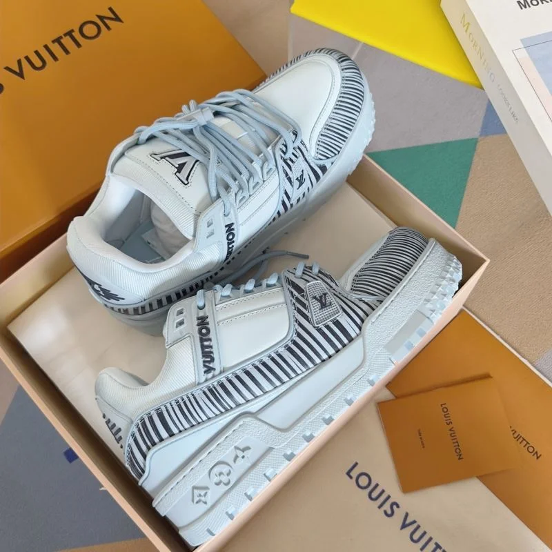 OnTrend Louis Vuitton Trainer Sneaker 31504