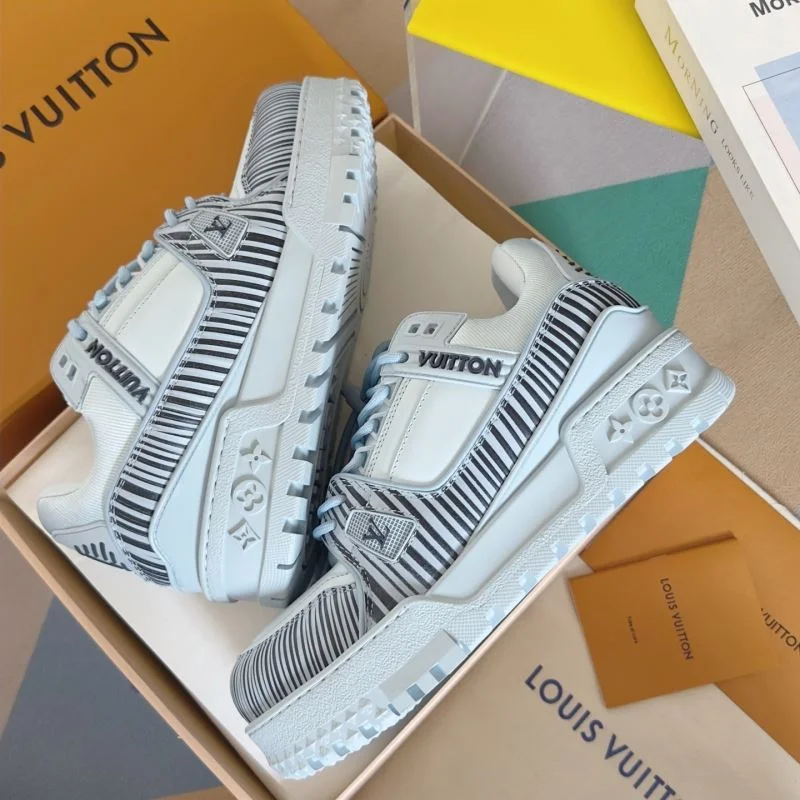 OnTrend Louis Vuitton Trainer Sneaker 31504