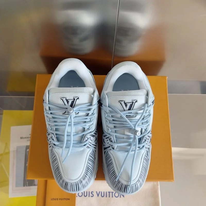 OnTrend Louis Vuitton Trainer Sneaker 31504