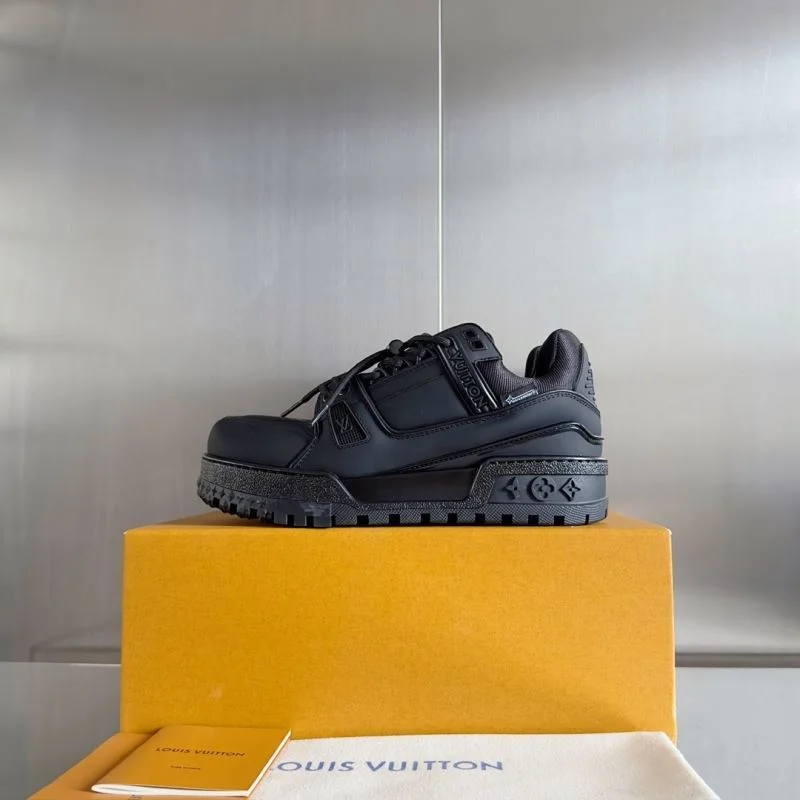 Affordable Louis Vuitton Trainer Sneaker 31490